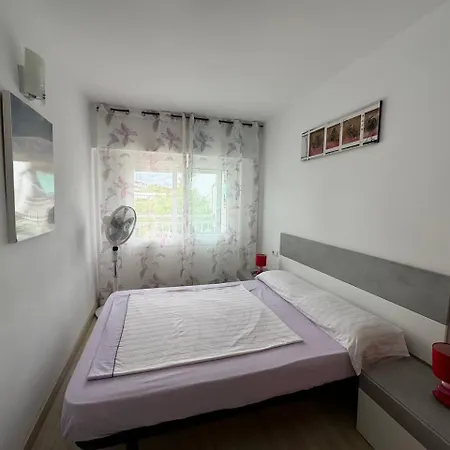 Apartsalou Priorat Apartment