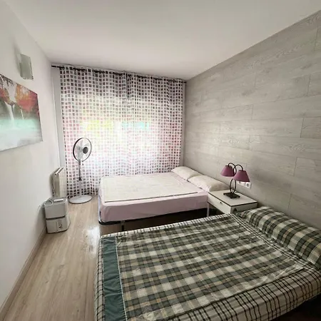 Apartsalou Priorat Apartment *